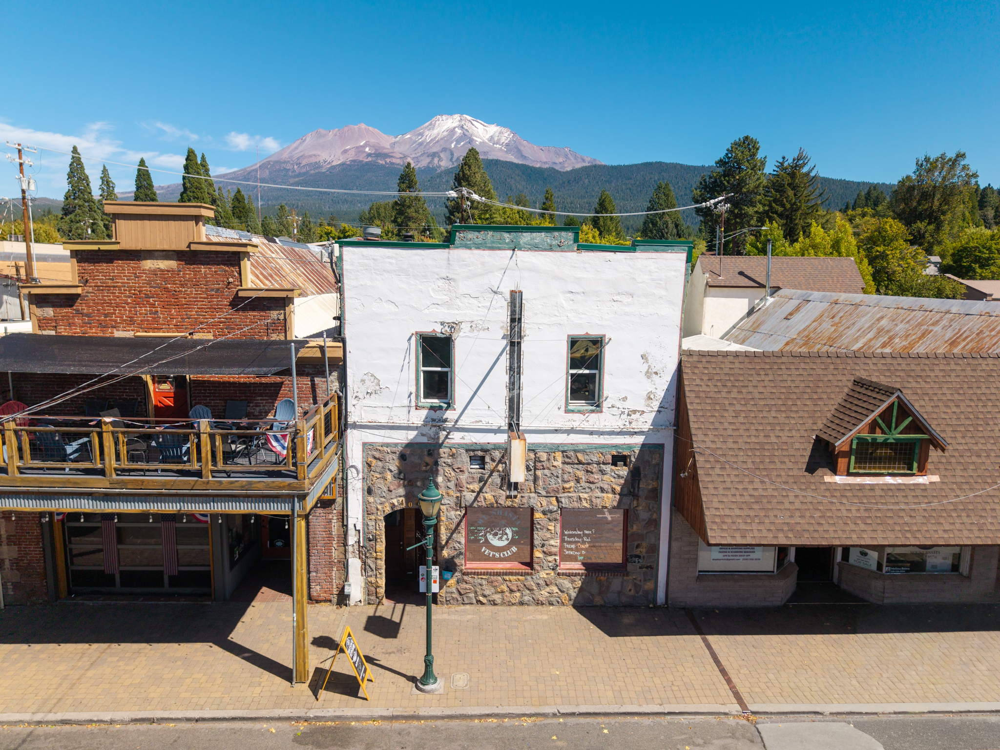 406 N Mt. Shasta Blvd, Mount Shasta